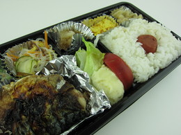日替わり弁当（さば）.JPG